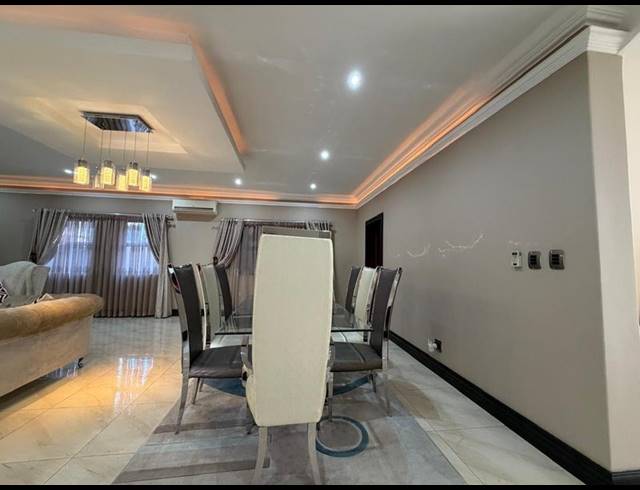4 BEDROOM HOUSE FOR SALE IN BLUE VALLEY GOLF ESTATE